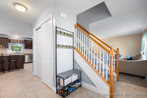 6 Fawns Meadow Road