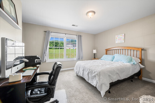 6 Fawns Meadow Road