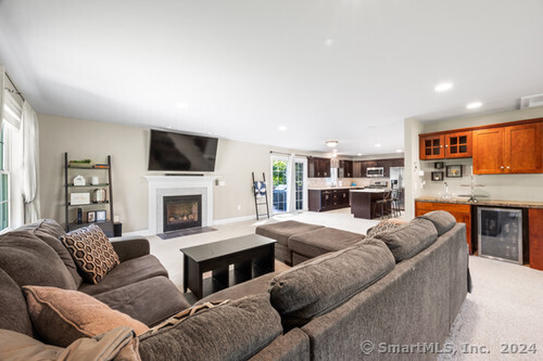 6 Fawns Meadow Road