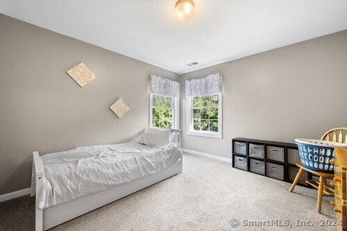 6 Fawns Meadow Road