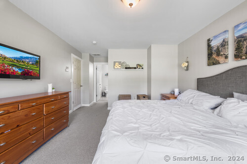 6 Fawns Meadow Road