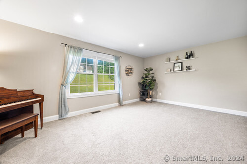 6 Fawns Meadow Road