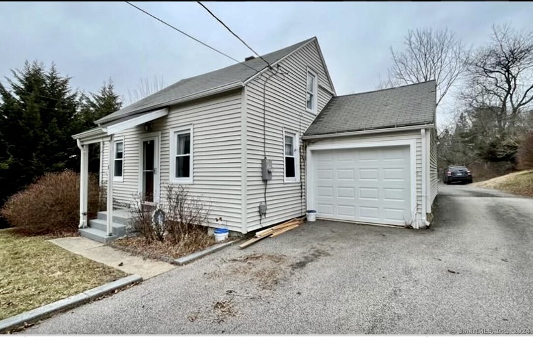 6 Burgeville Court