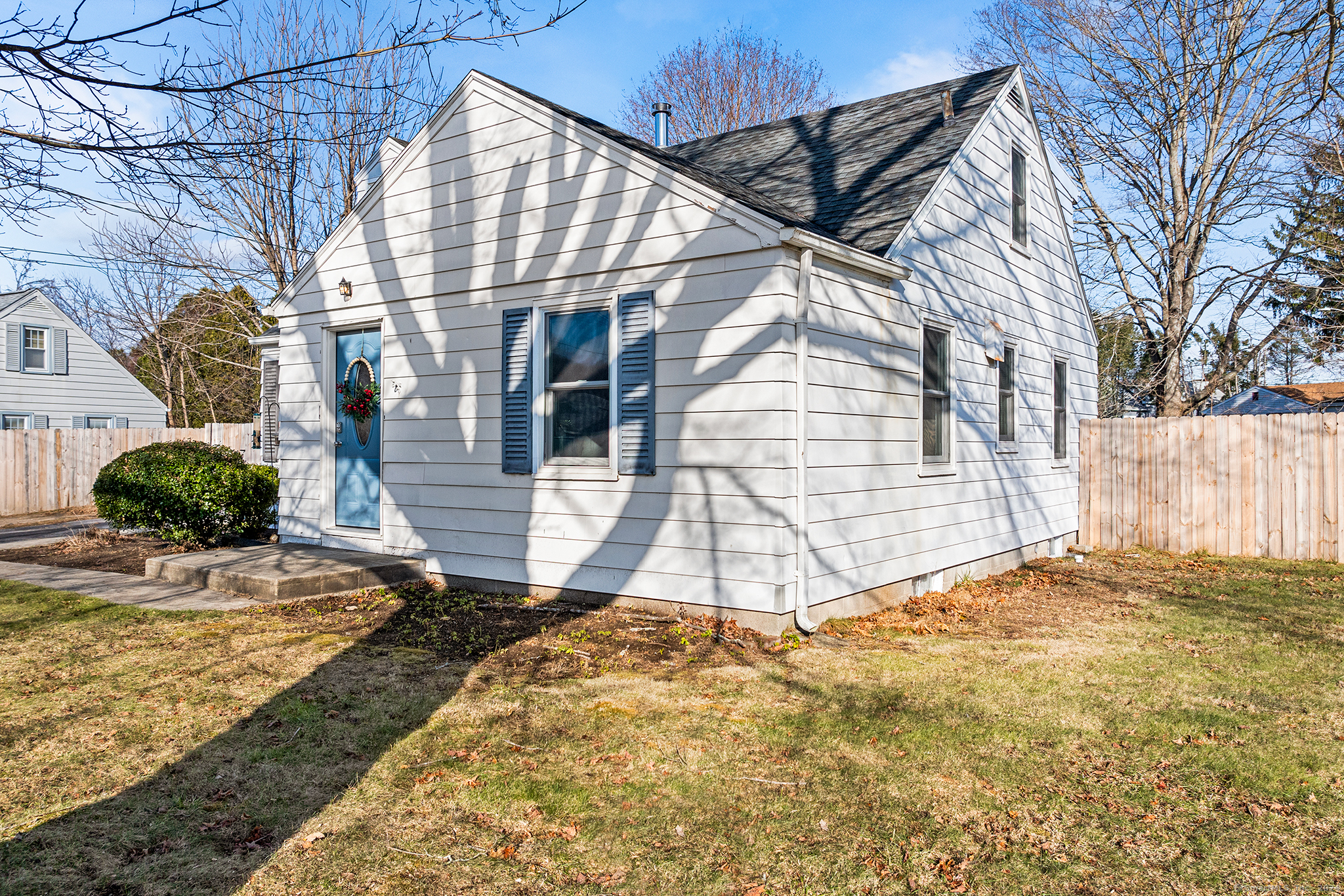 21 Sycamore Road