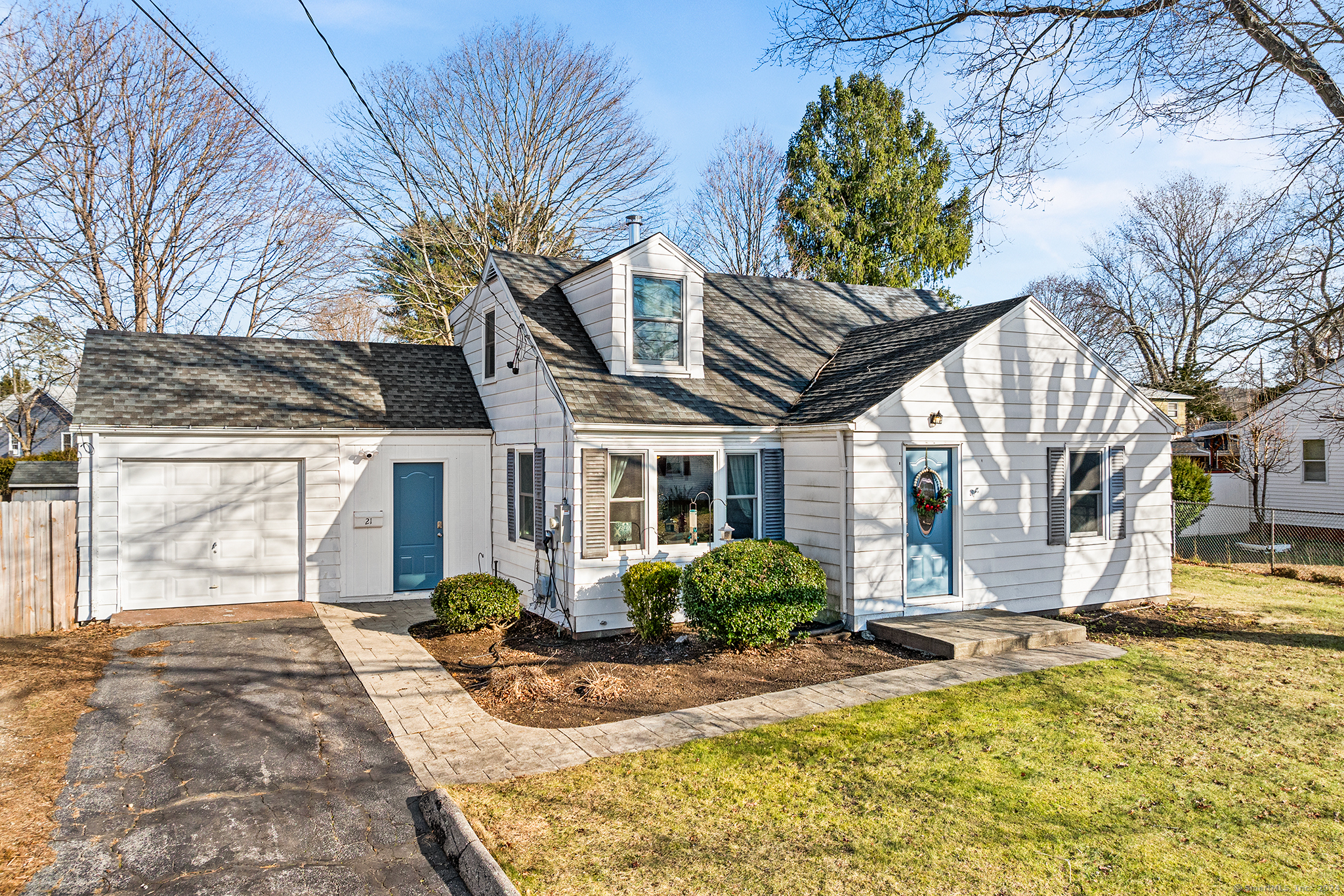 21 Sycamore Road