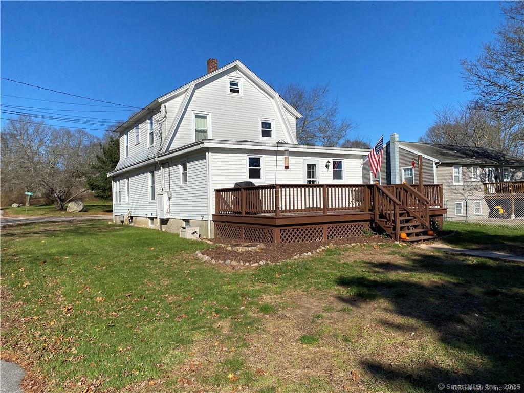 34 Trumbull (Pawcatuck) Street
