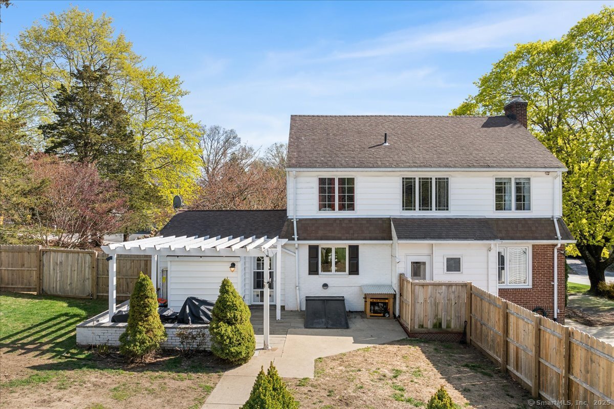 38 Ox Hill Road