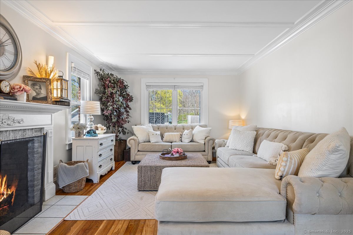 38 Ox Hill Road
