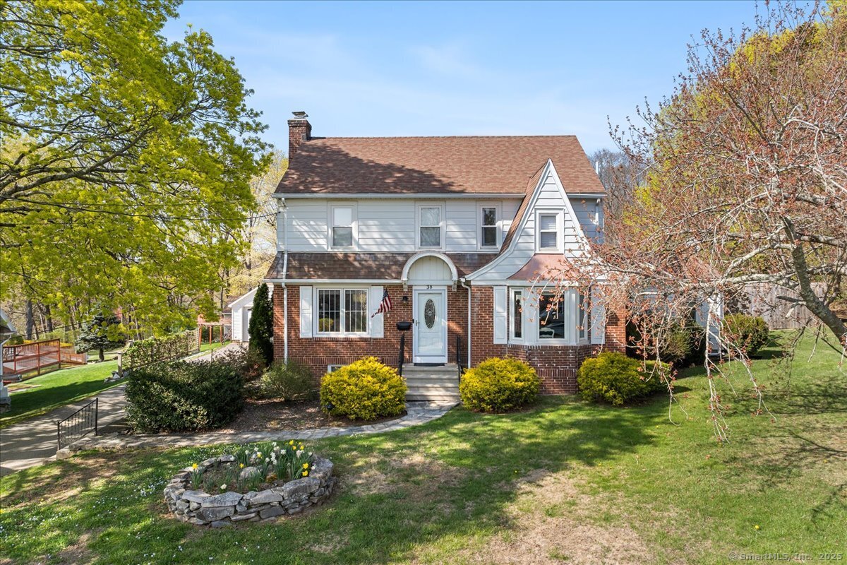 38 Ox Hill Road