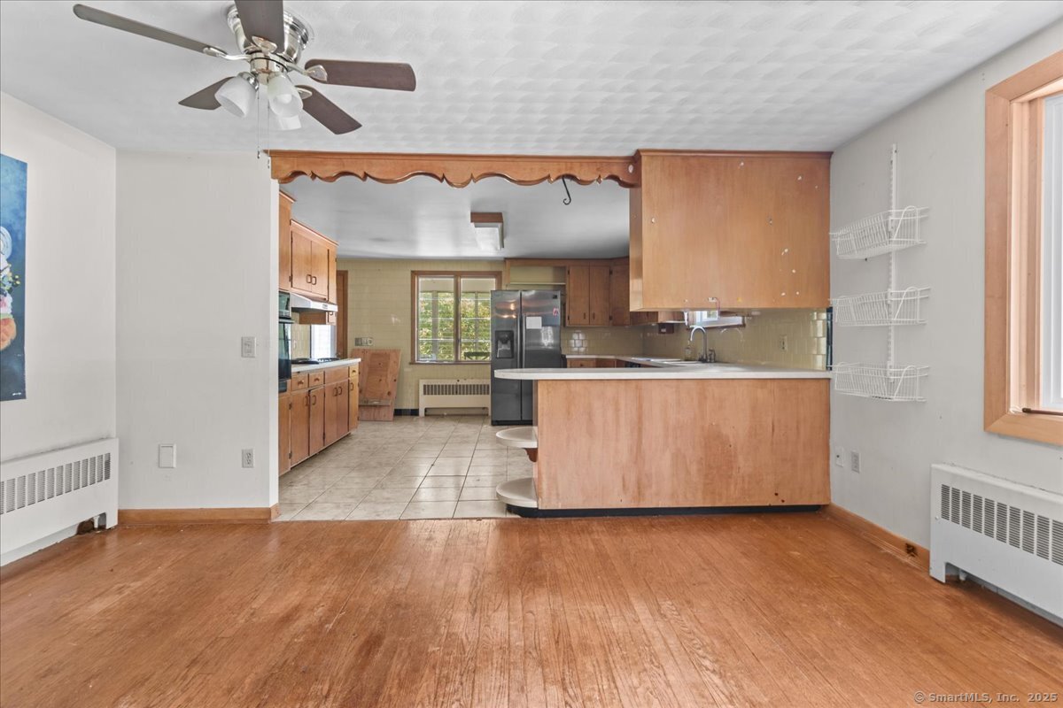 183 Putnam Pike