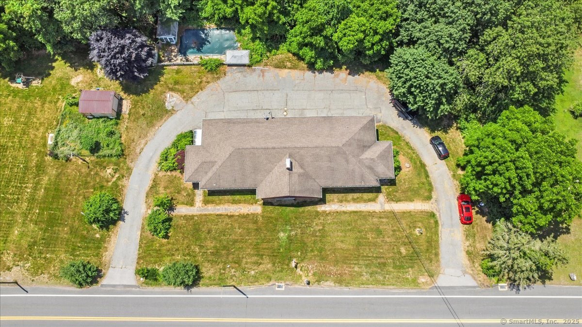 183 Putnam Pike