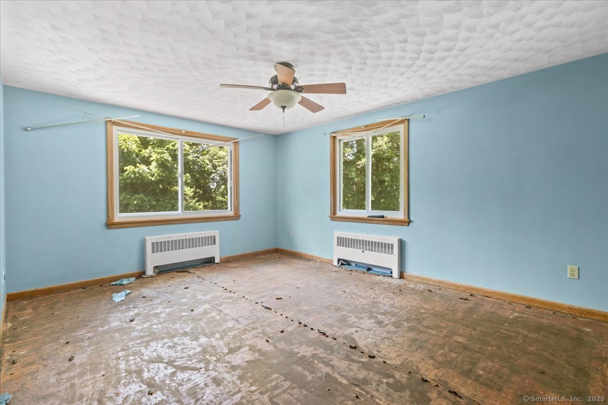 183 Putnam Pike