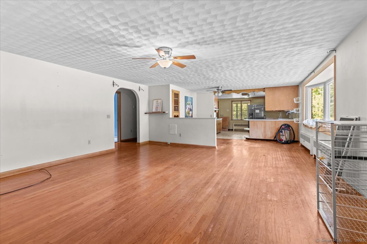183 Putnam Pike