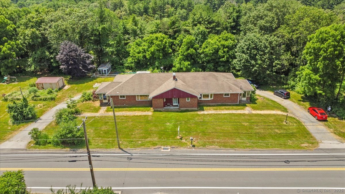 183 Putnam Pike