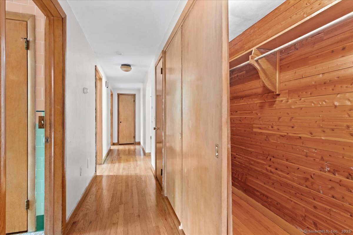 183 Putnam Pike