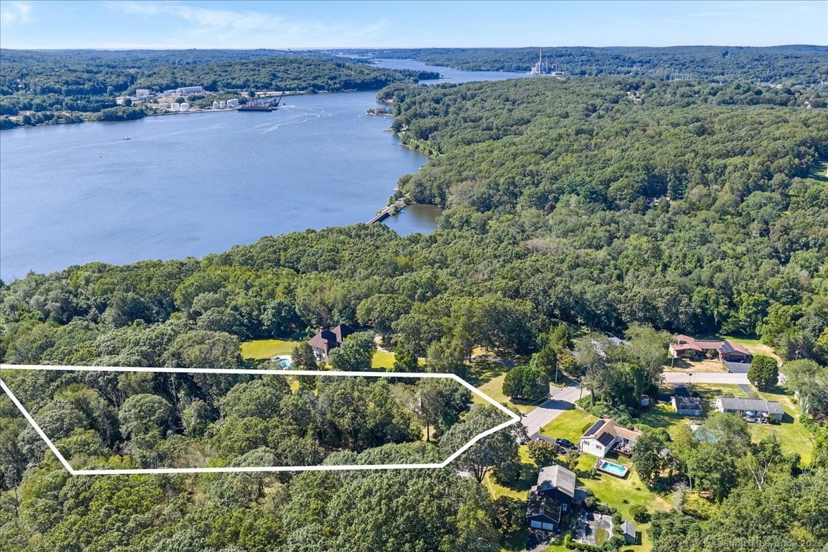 51 Riverview Road