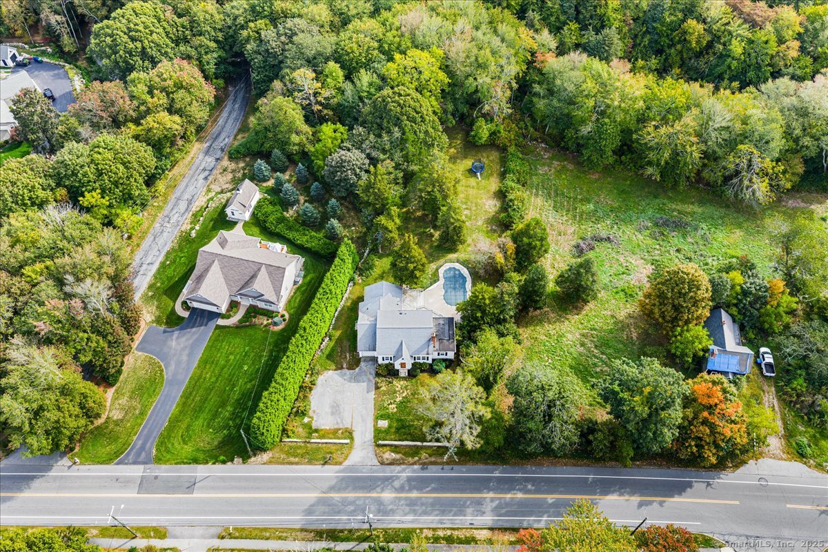 94 Great Neck Road