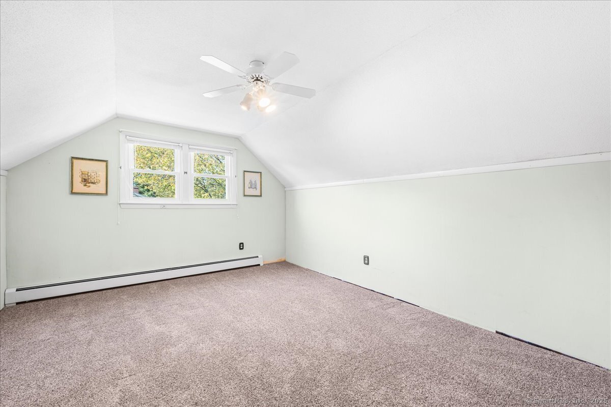 8 Aspen Court