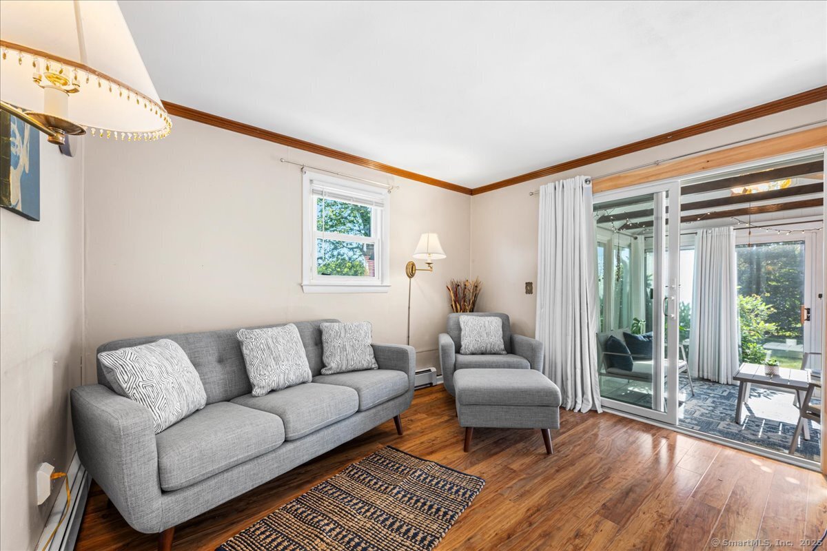 8 Aspen Court