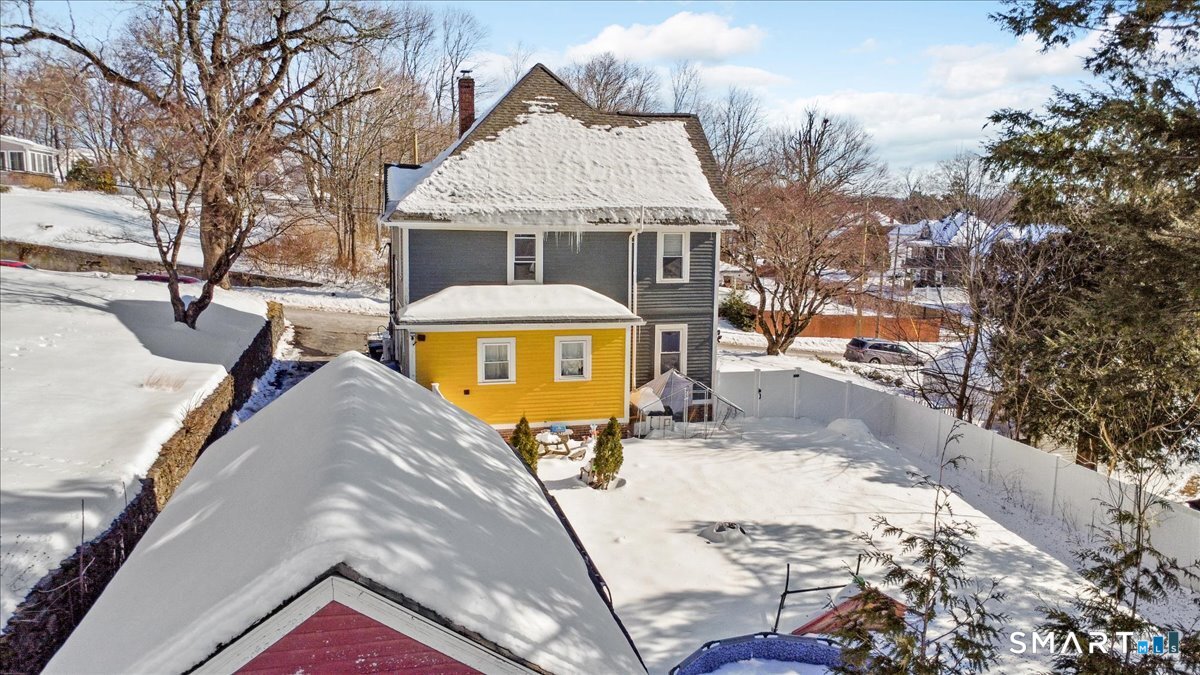 25 Seward Street
