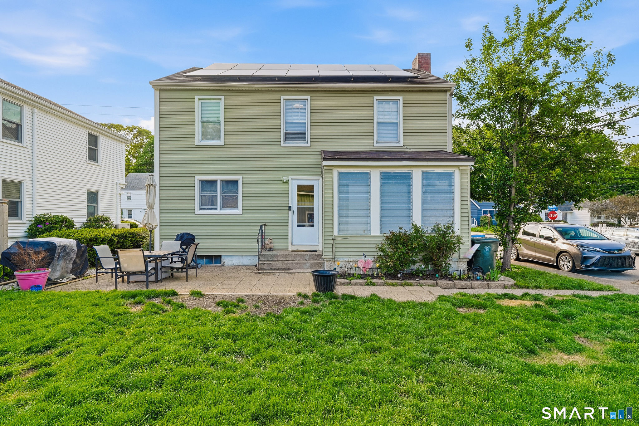 62 Sholes Avenue