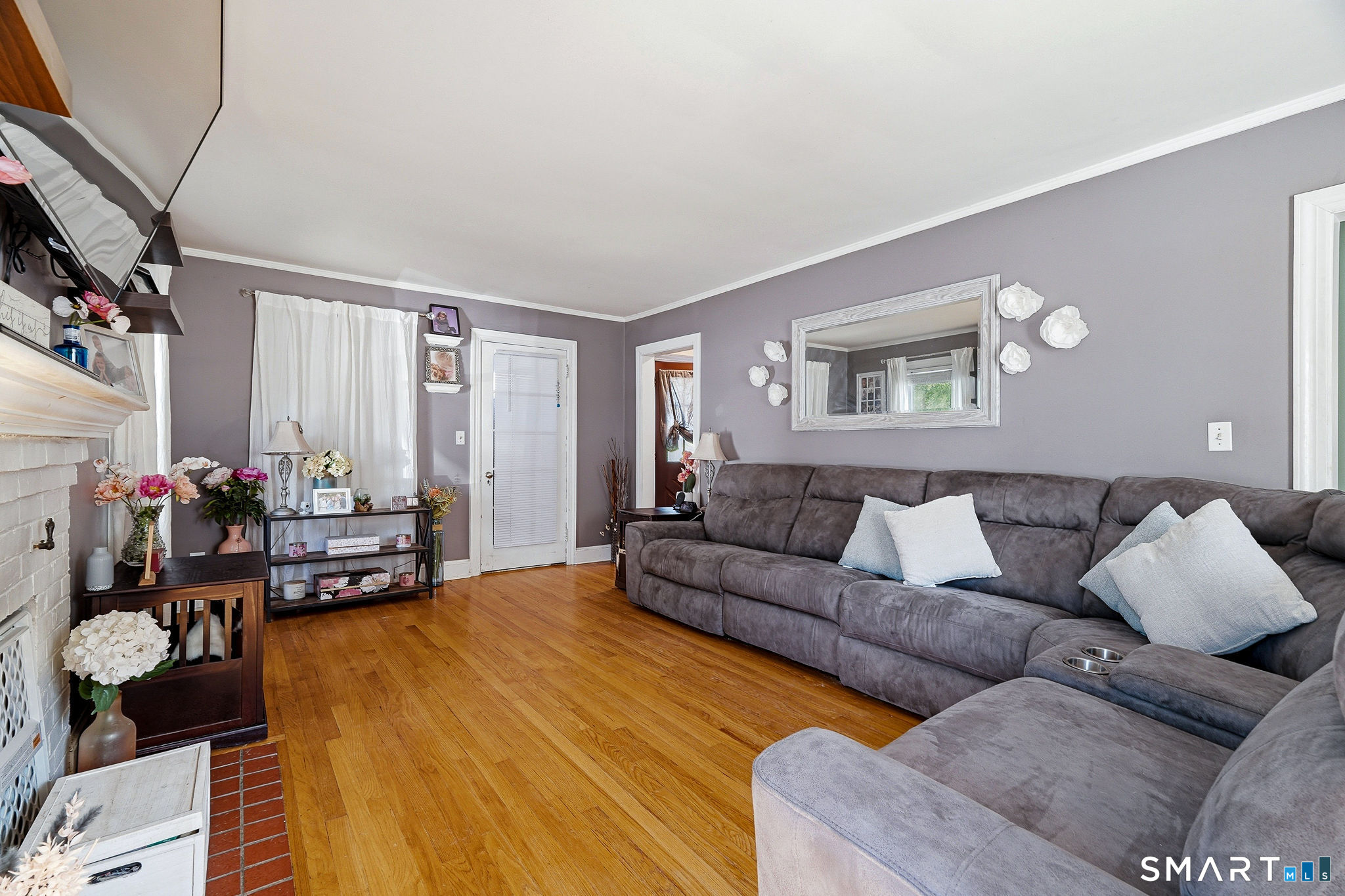 62 Sholes Avenue