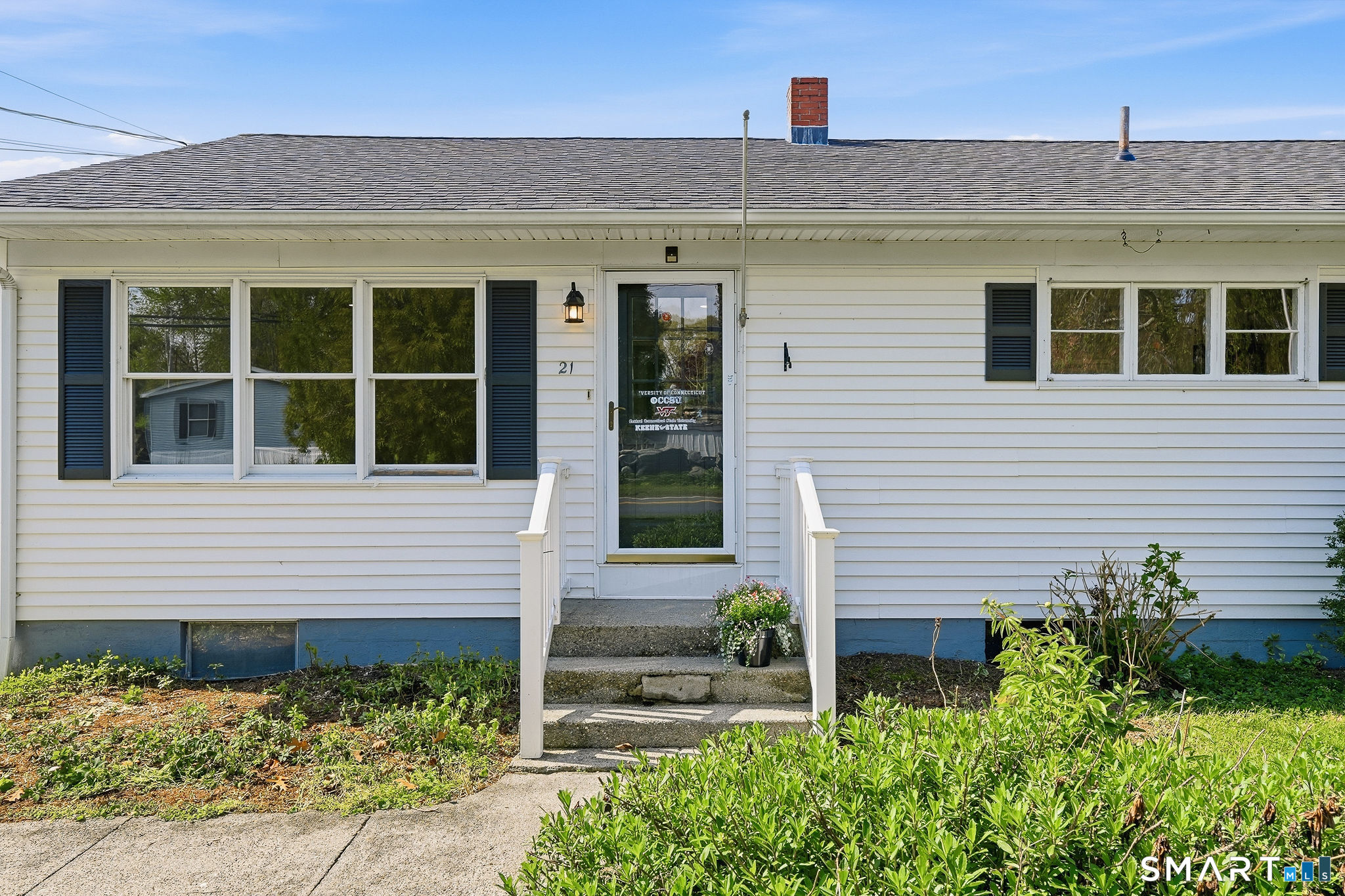 21 Tower Avenue