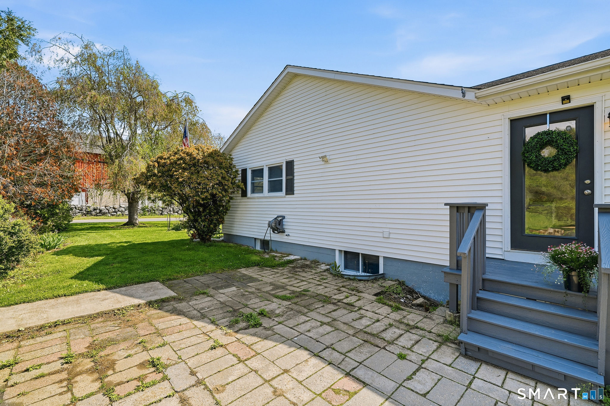21 Tower Avenue