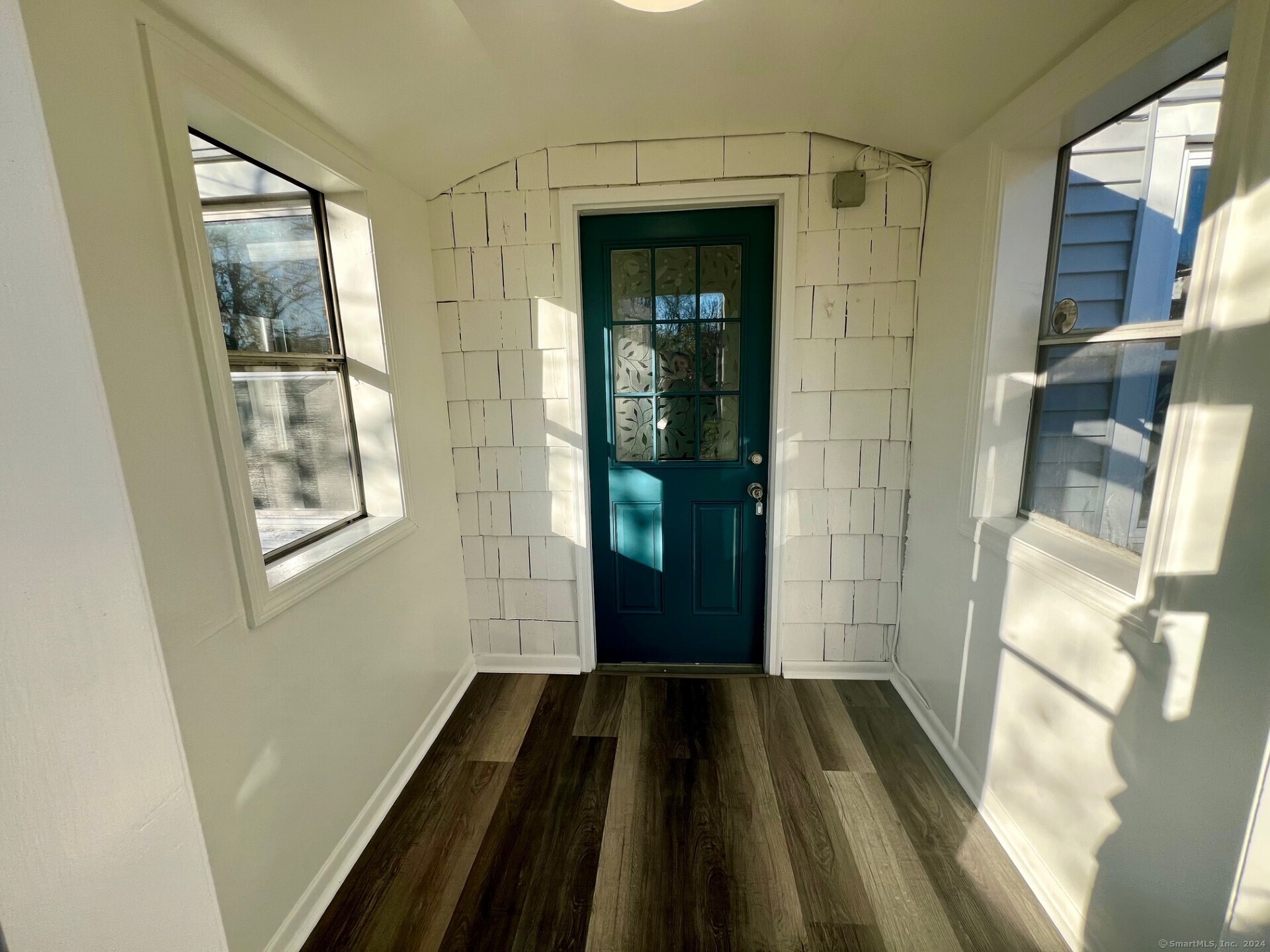 8 Burgeville Court