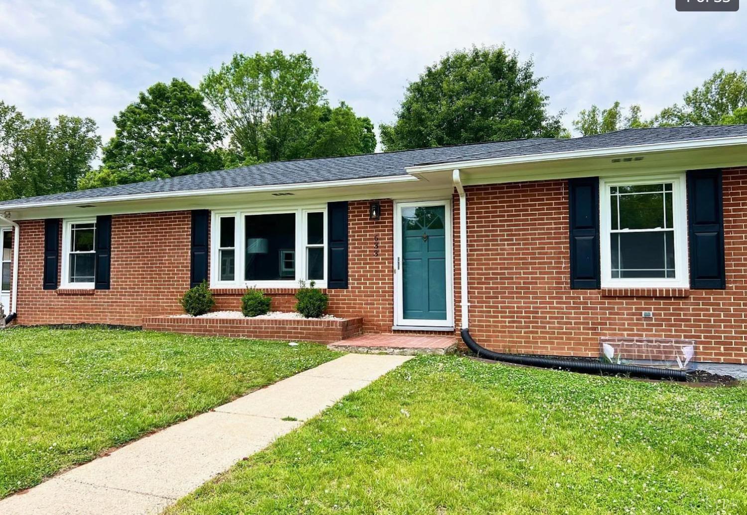 633 Selene St. Street