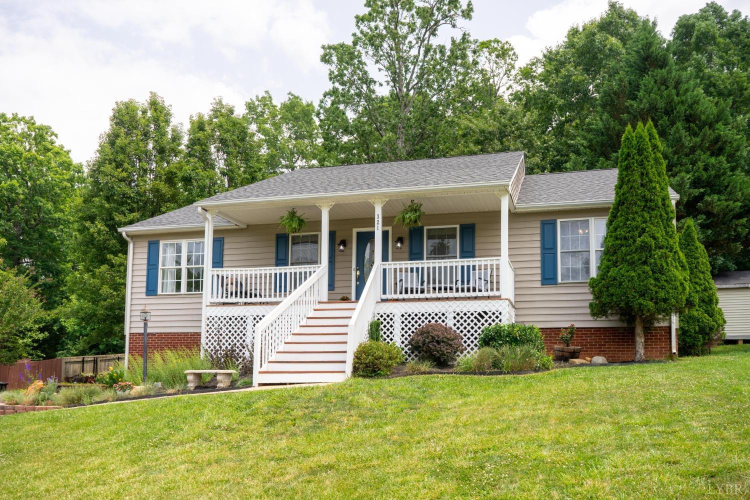 321 Smoketree Lane