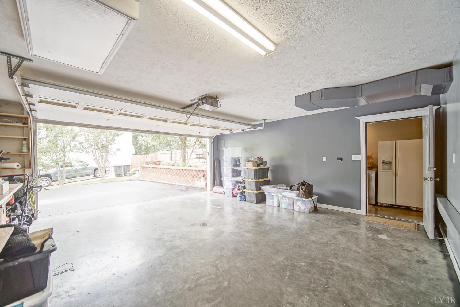 321 Smoketree Lane