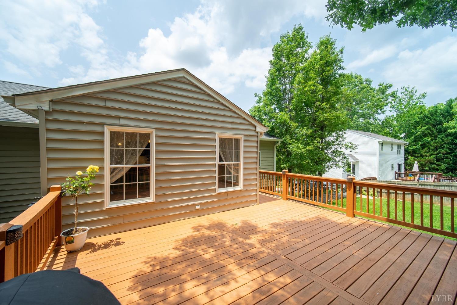 321 Smoketree Lane