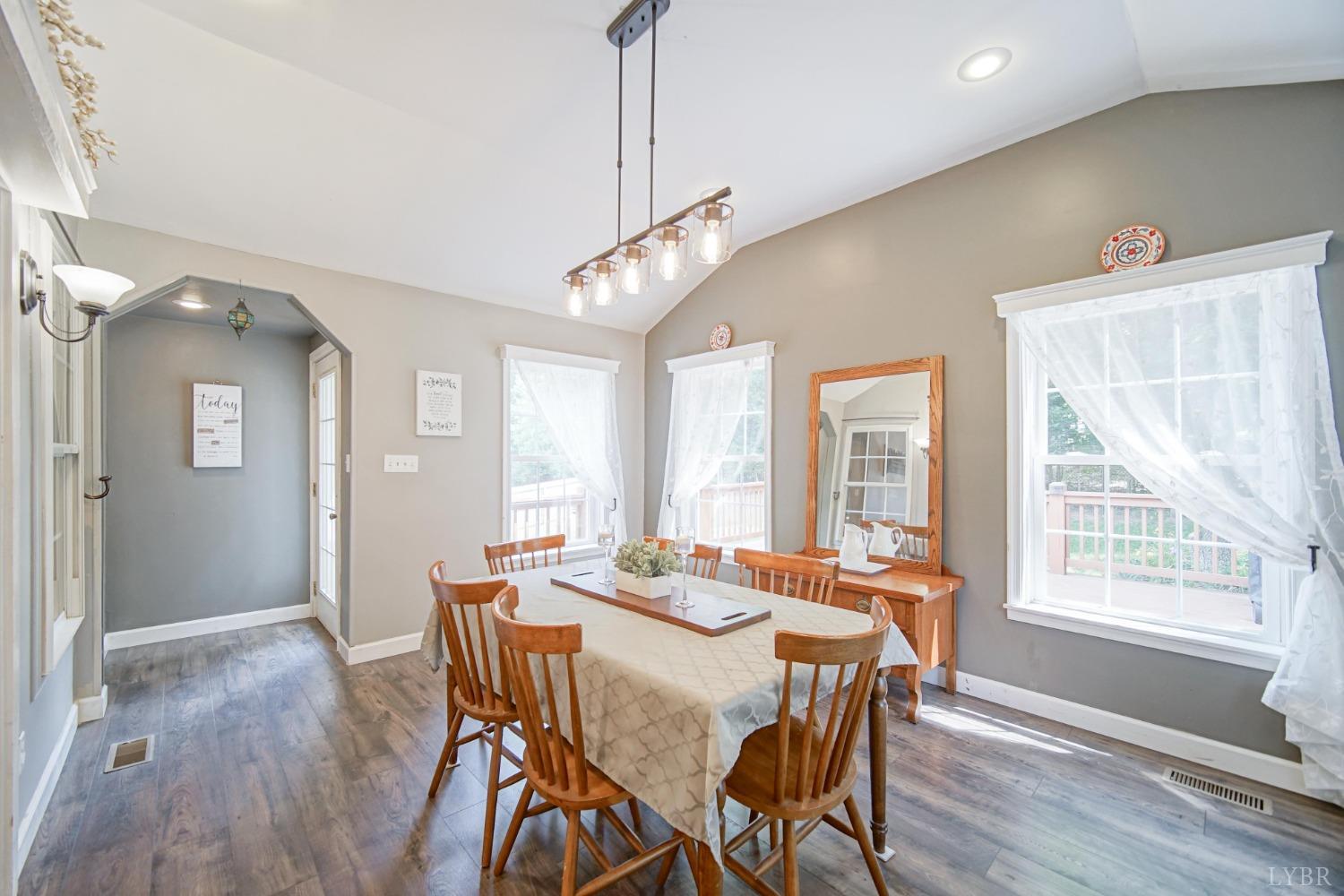 321 Smoketree Lane