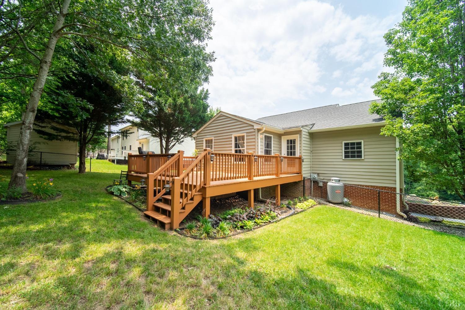 321 Smoketree Lane