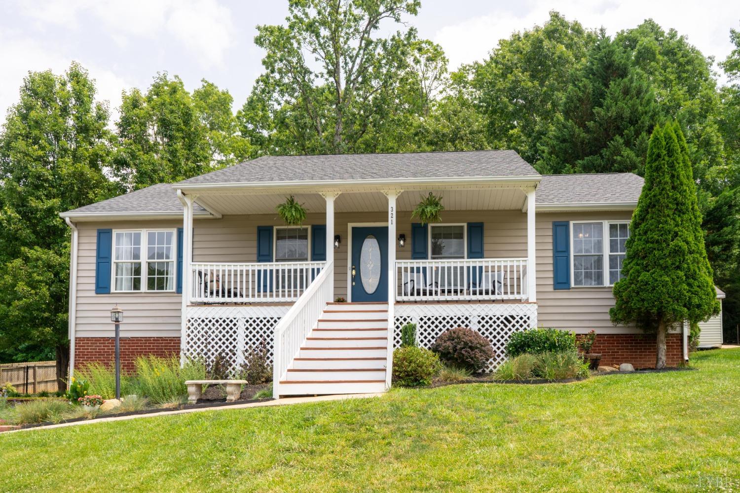 321 Smoketree Lane