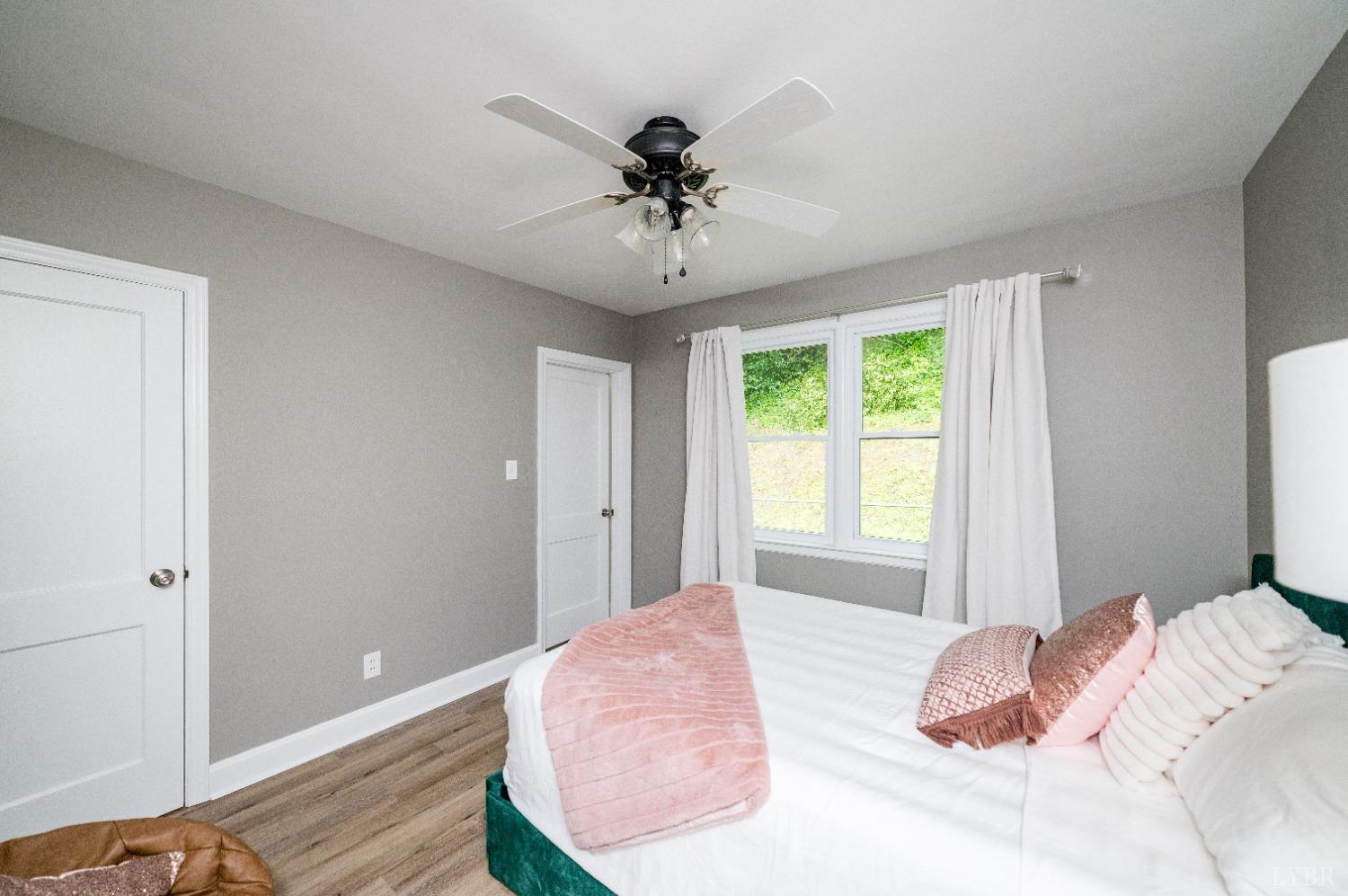 1305 Cherokee Avenue