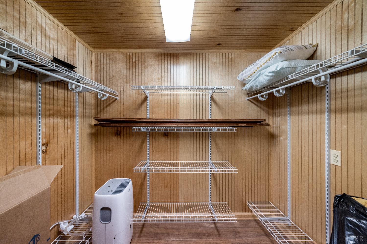 1305 Cherokee Avenue