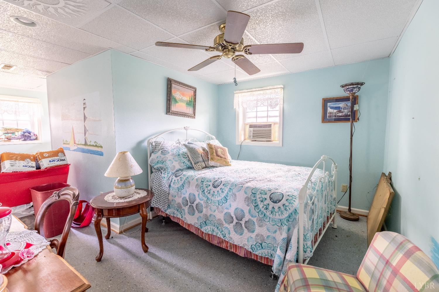 989 Pigeon Run Road