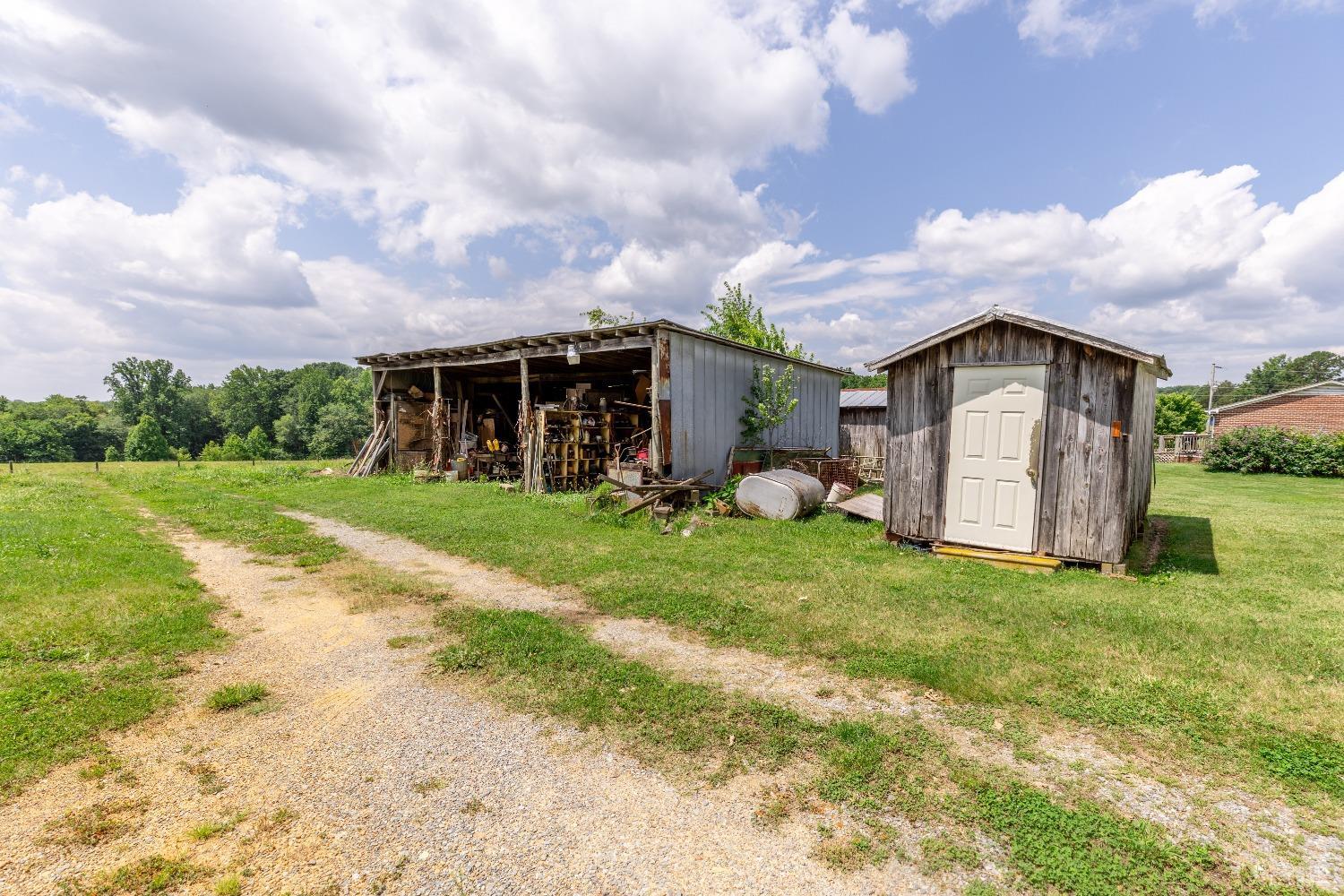 989 Pigeon Run Road