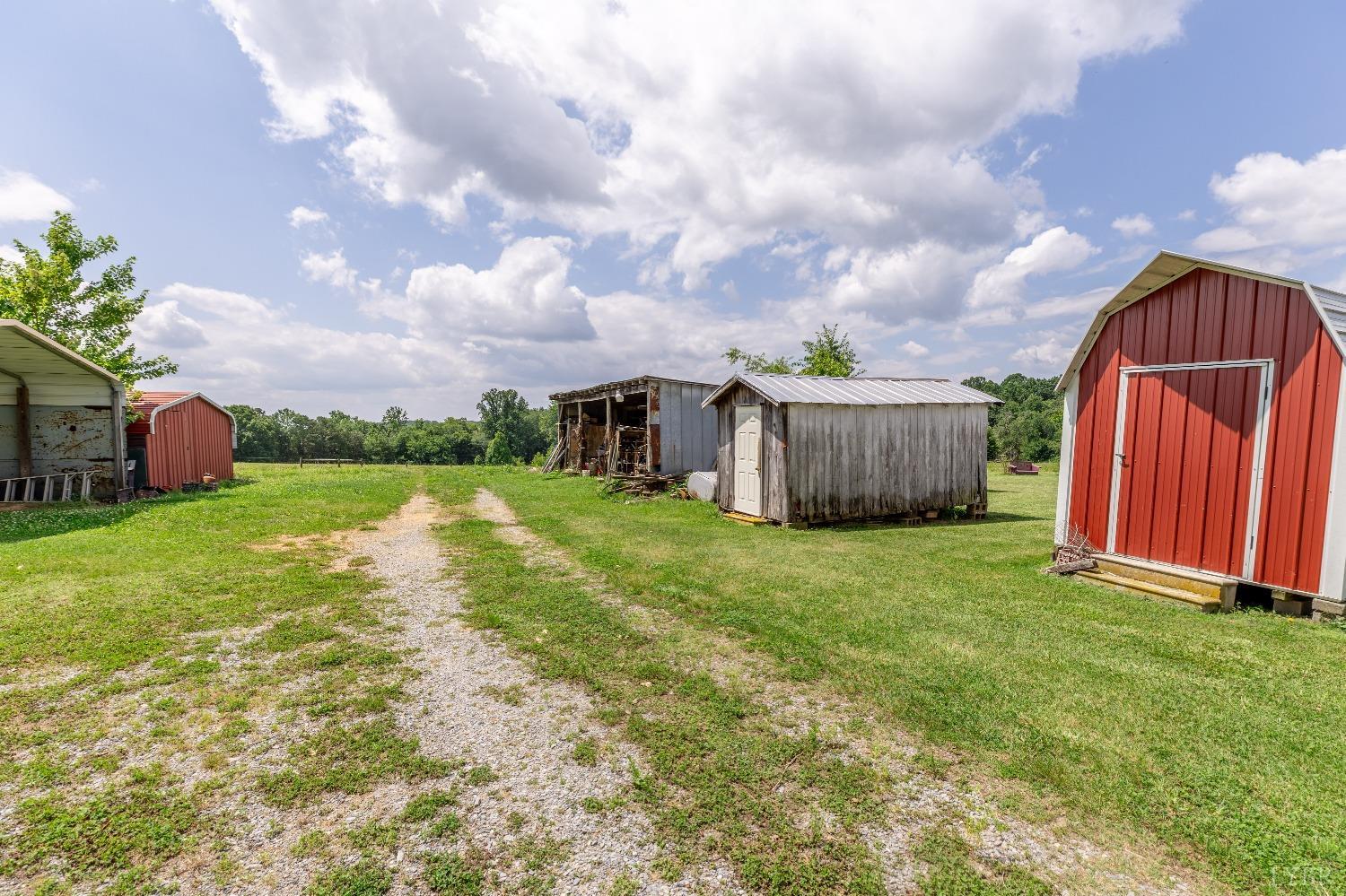 989 Pigeon Run Road