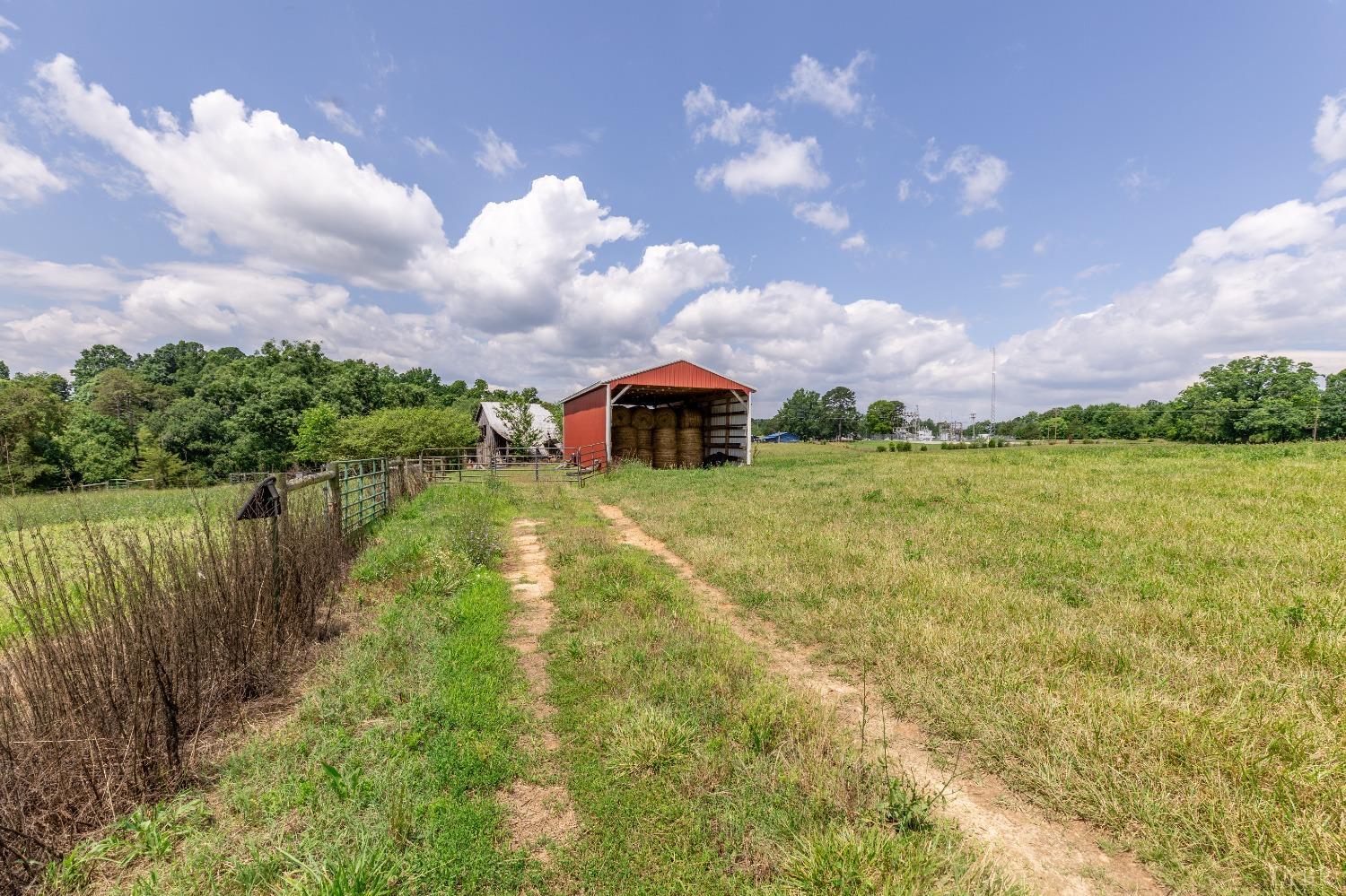 989 Pigeon Run Road