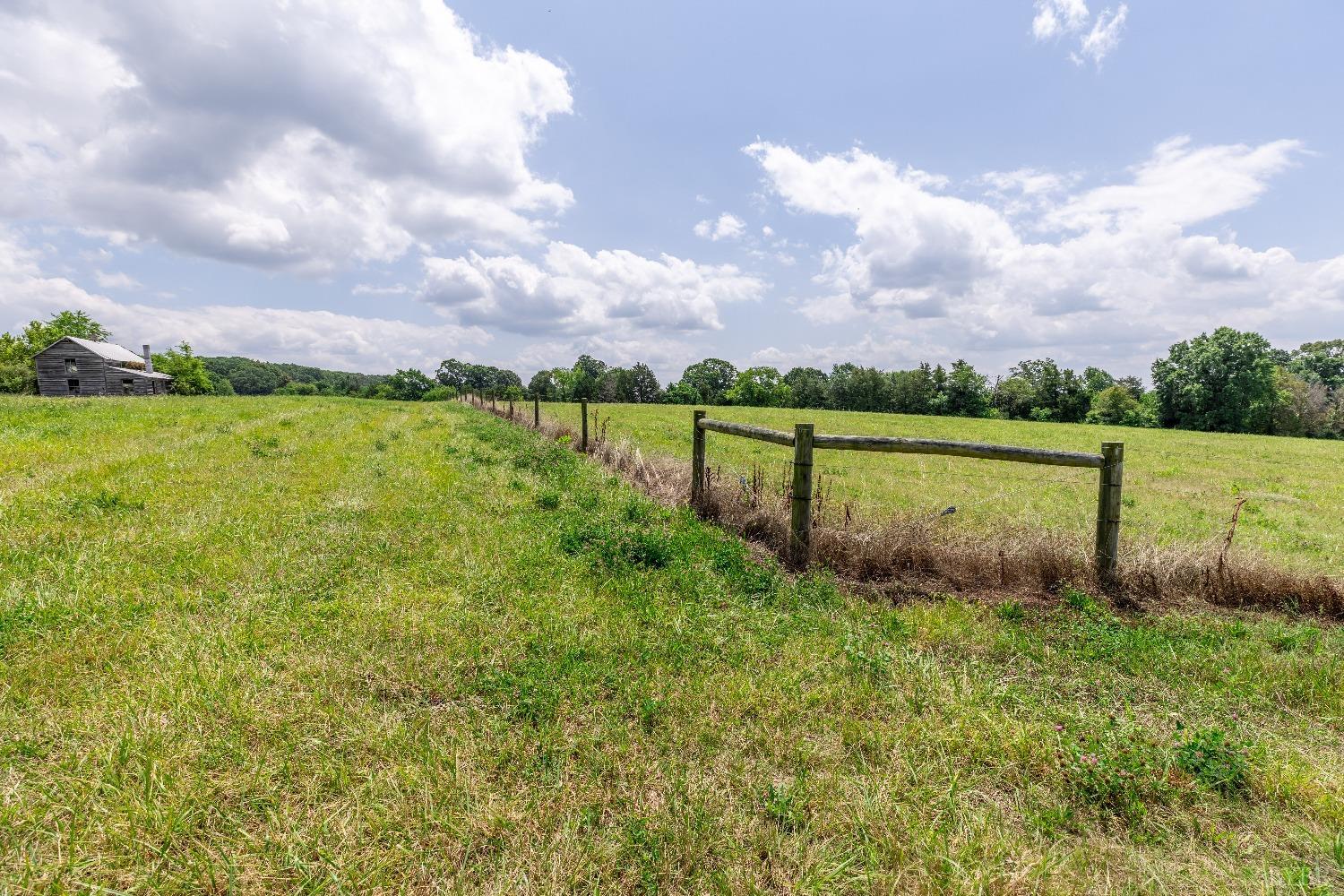 989 Pigeon Run Road