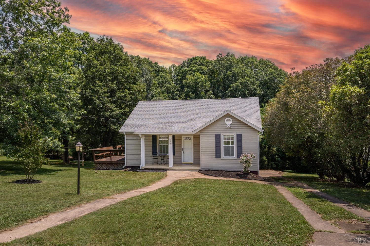 528 Highwayview Road