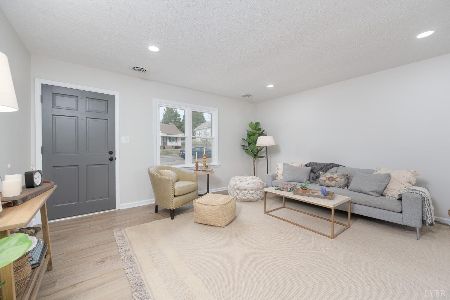 317 Warren Avenue