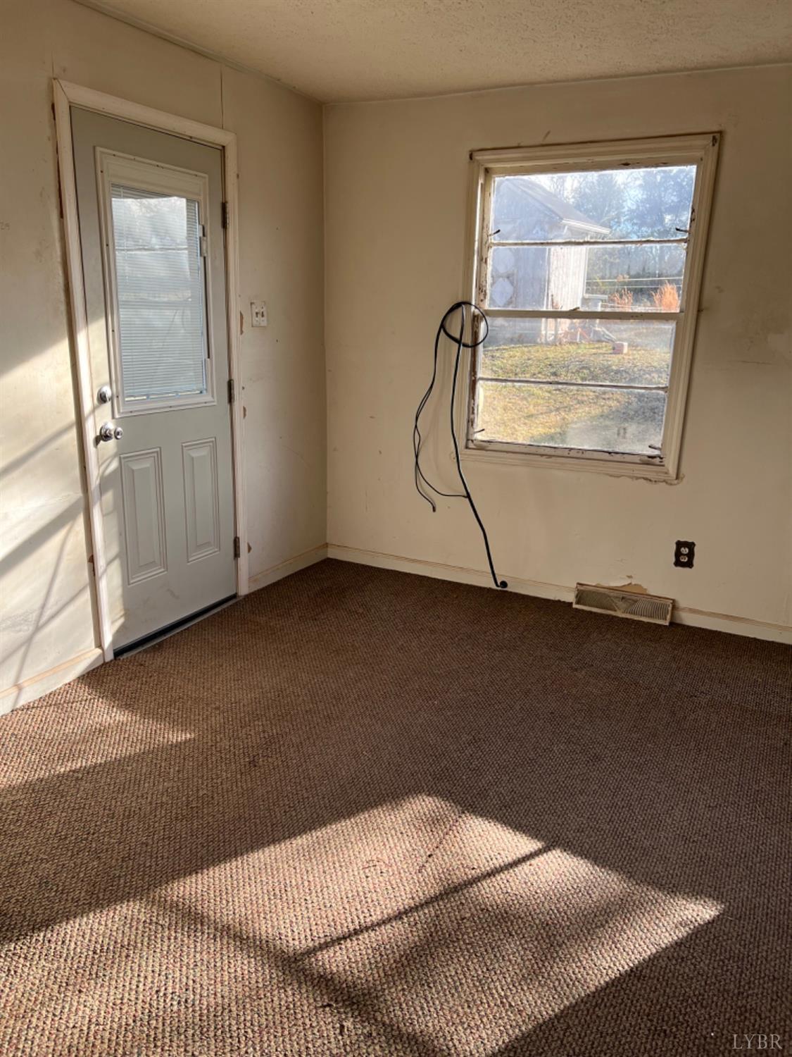 519 W E Monitor Road