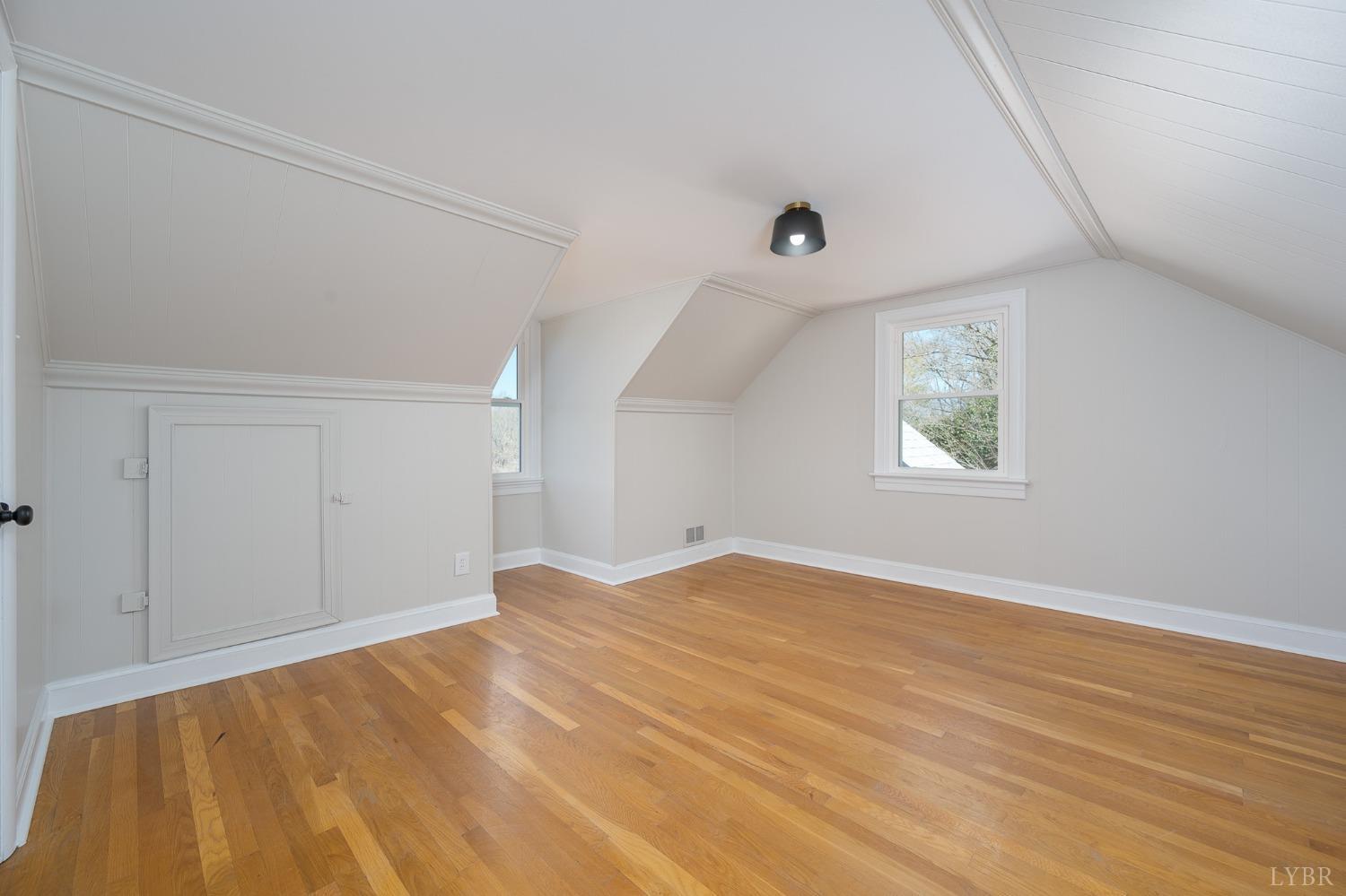 38 Norfolk Avenue