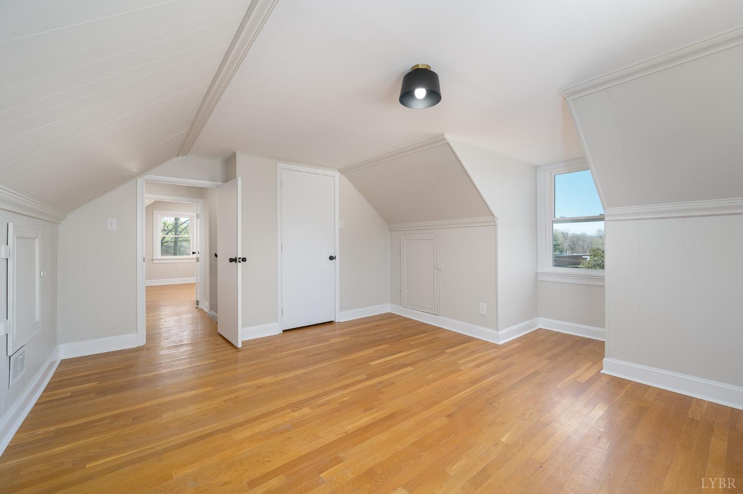 38 Norfolk Avenue