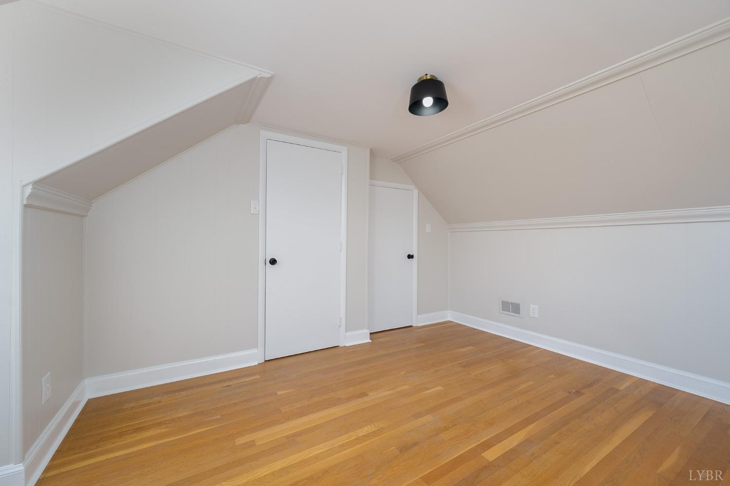 38 Norfolk Avenue