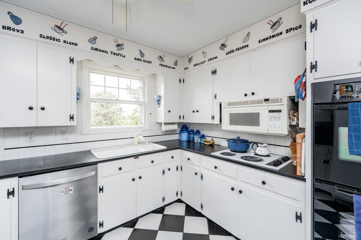 3405 Rivermont Avenue